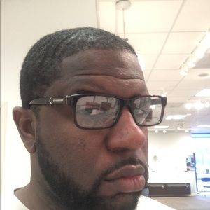 Meet your Posher, Robert